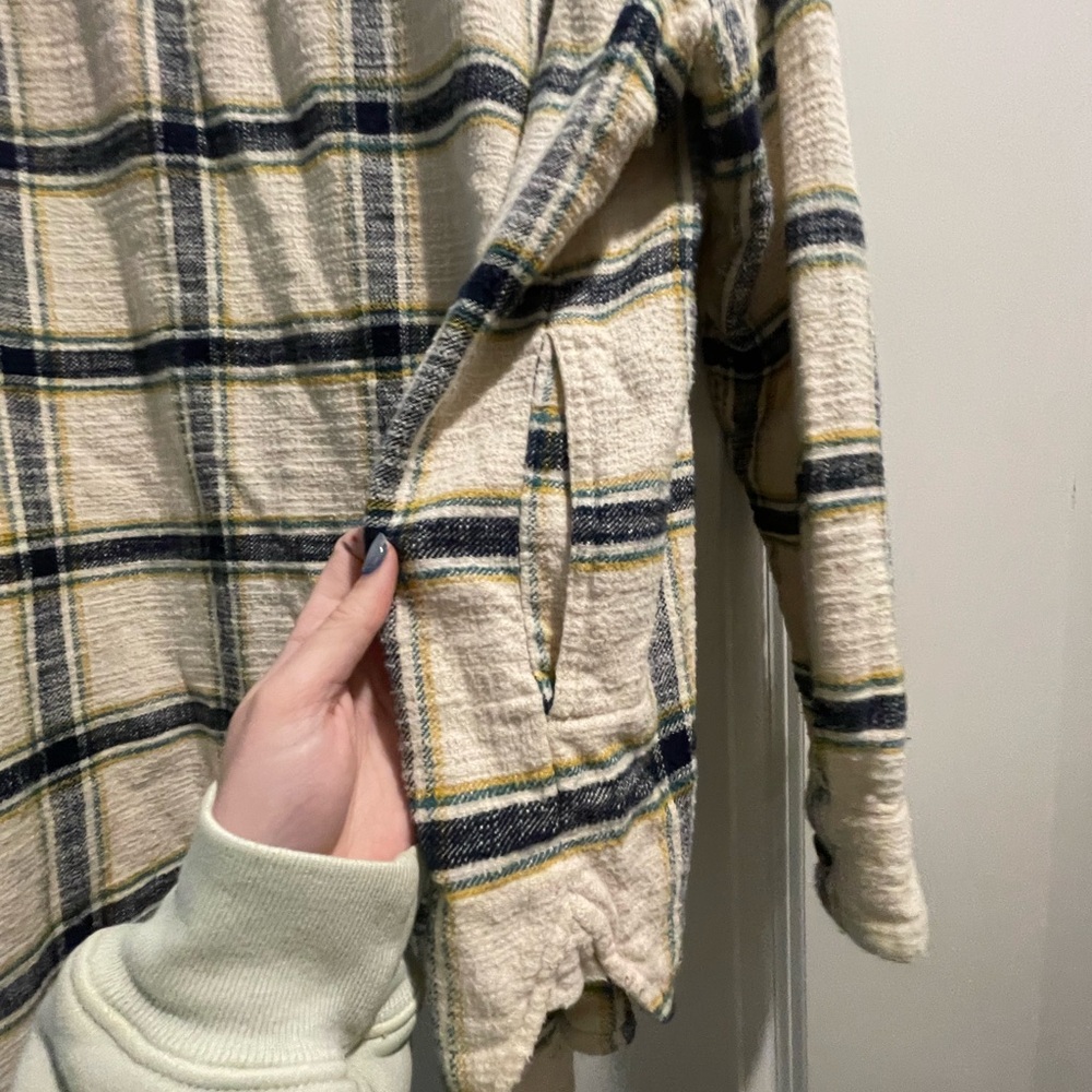 Madewell Flannel - Picture 5 of 5